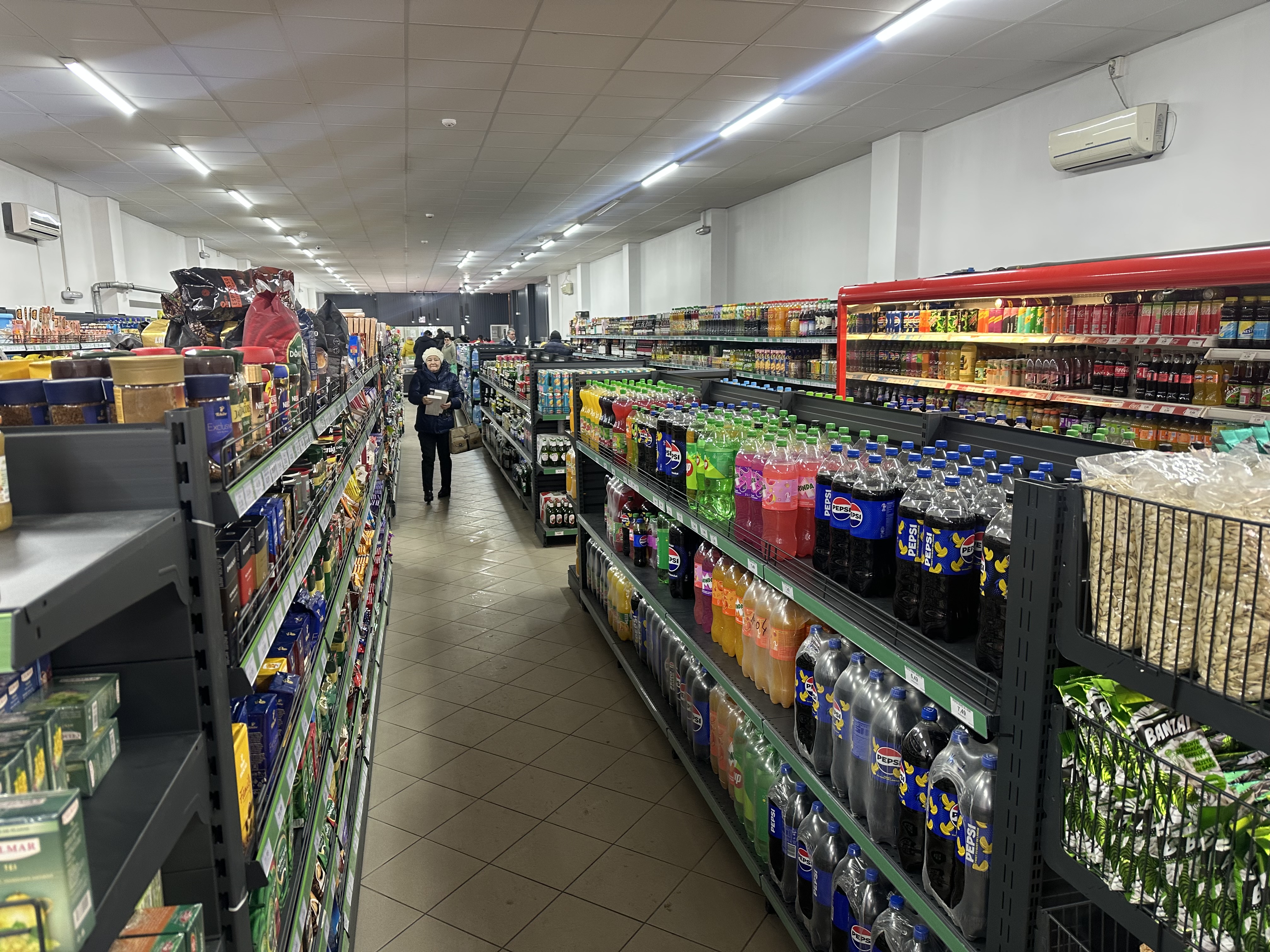 SuperMarket NEVILA Onesti - imagine 2